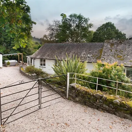 بيت للعطل Bellfoot Rural Family Escape With Hot Tub *